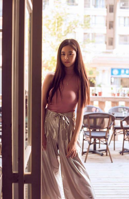 美国女子接力蝉联世界冠军,美国女子接力犯规